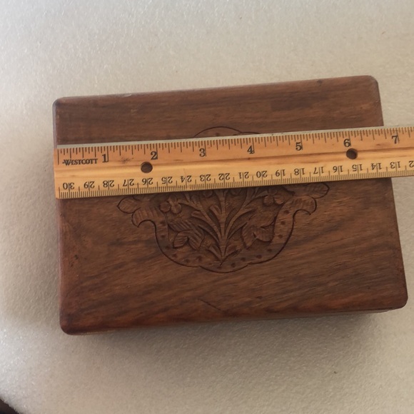Indian hand caved wooden jewelry box/ decor - Picture 11 of 15